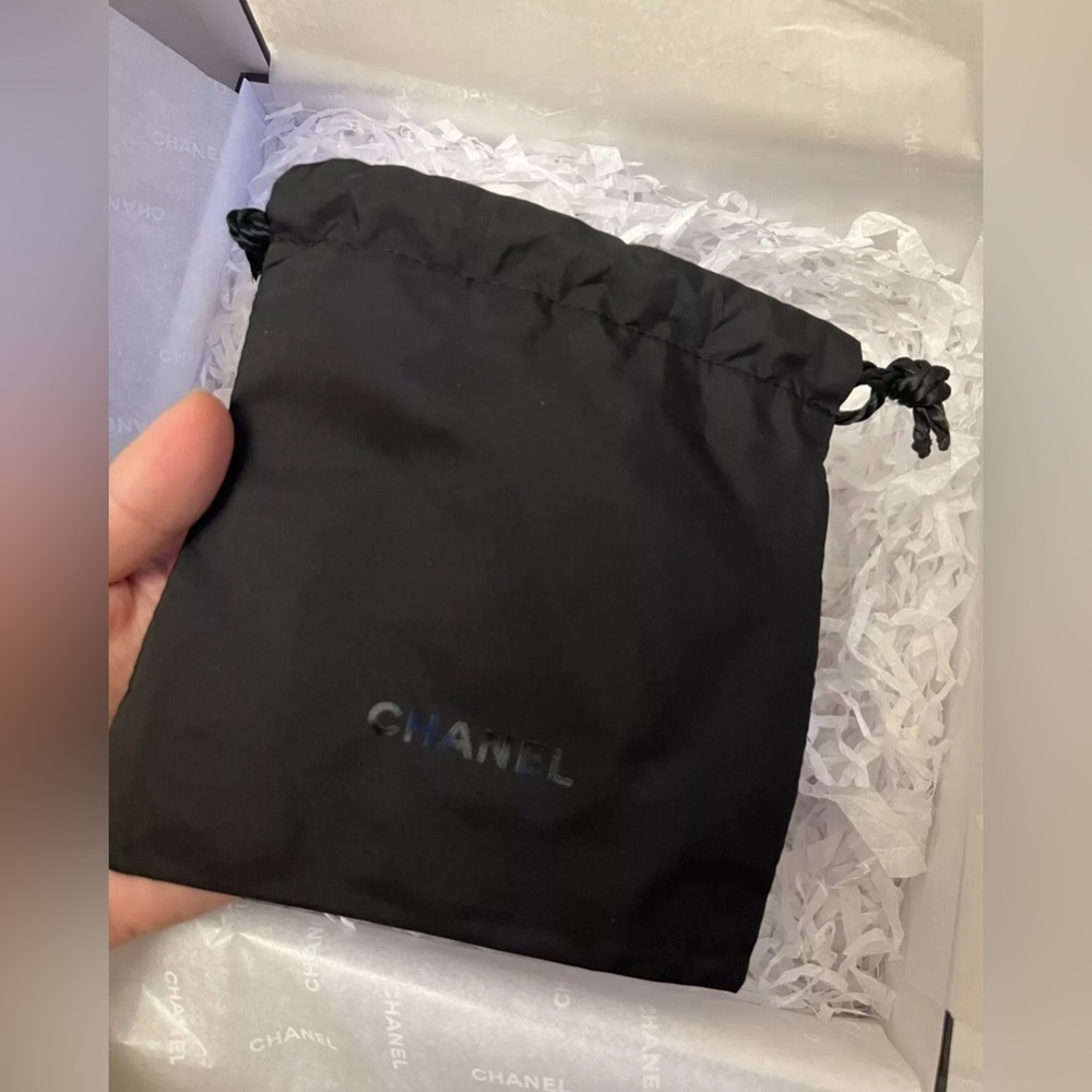 NEW AUTHENTIC Small Chanel Dust Bag  5 x 5.5"